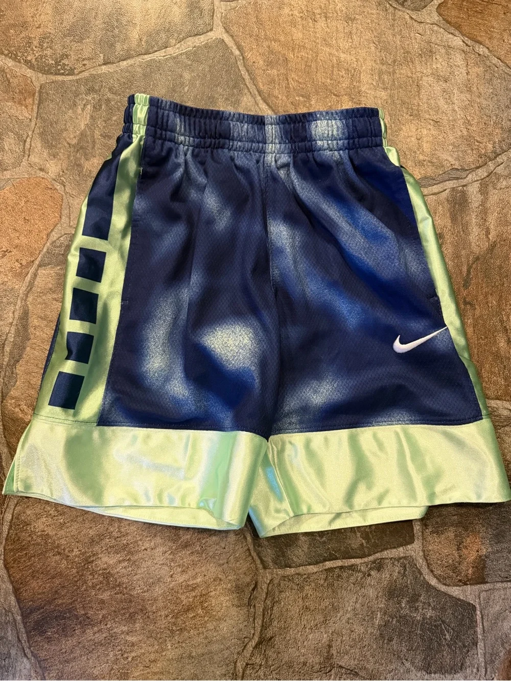 Nike Elite 23 Boys Blue/Green Athletic Shorts!!(YSM)